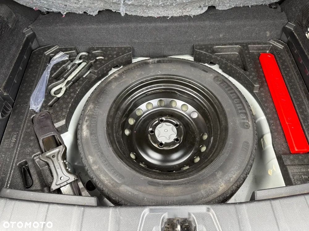 Nissan Qashqai 1.2 DIG-T N-Connecta EU6 - 27