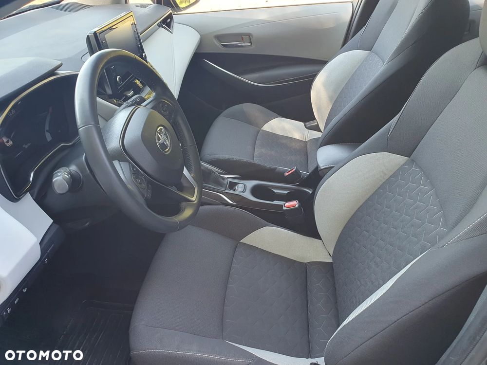 Toyota Corolla 1.8 Hybrid Comfort - 16
