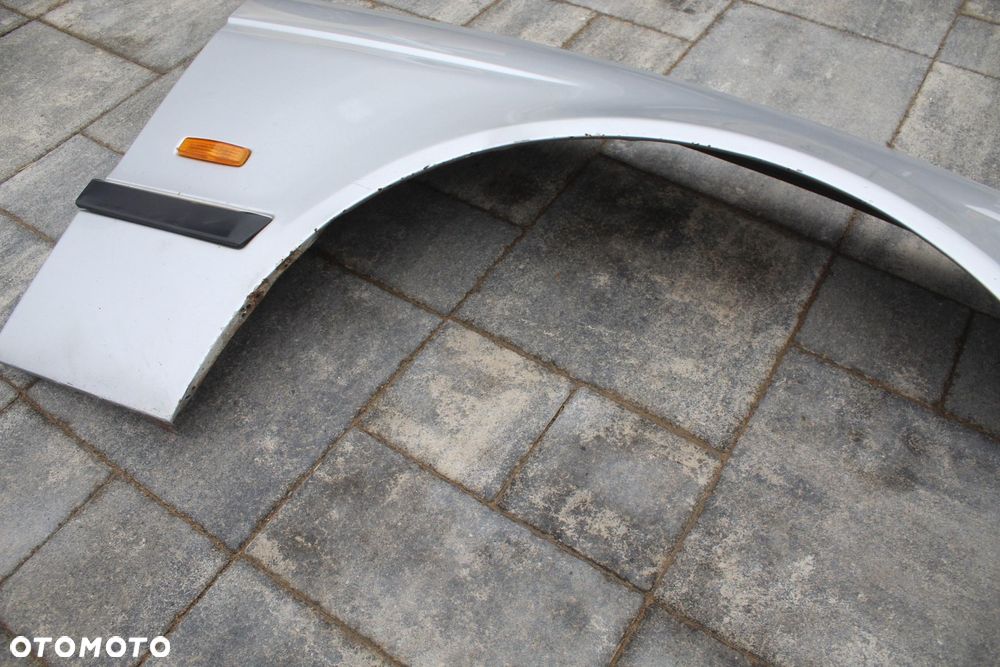 BŁOTNIK PRAWY PRZÓD TITANSILBER BMW E39 - 3