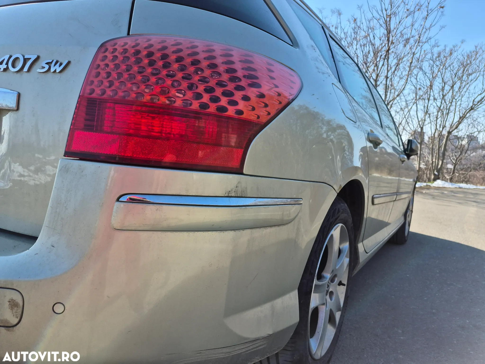 Peugeot 407 SW HDi 135 Automatik JBL - 36