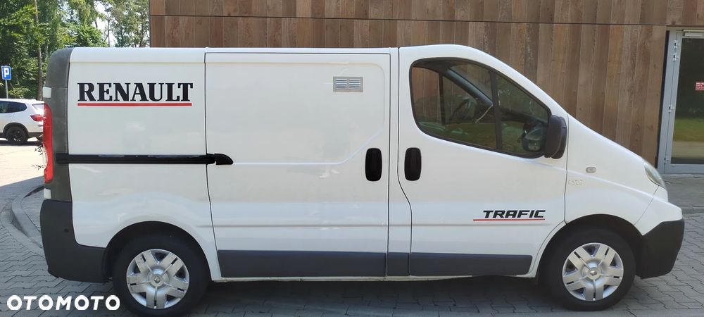 Renault Trafic - 14