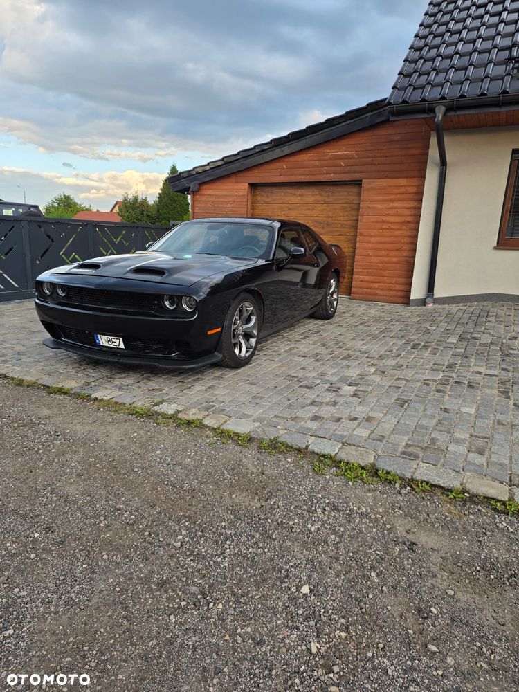 Dodge Challenger - 3