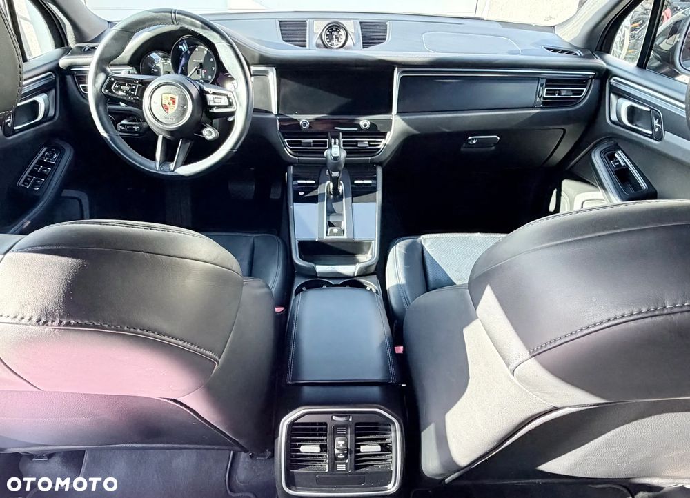 Porsche Macan T - 8