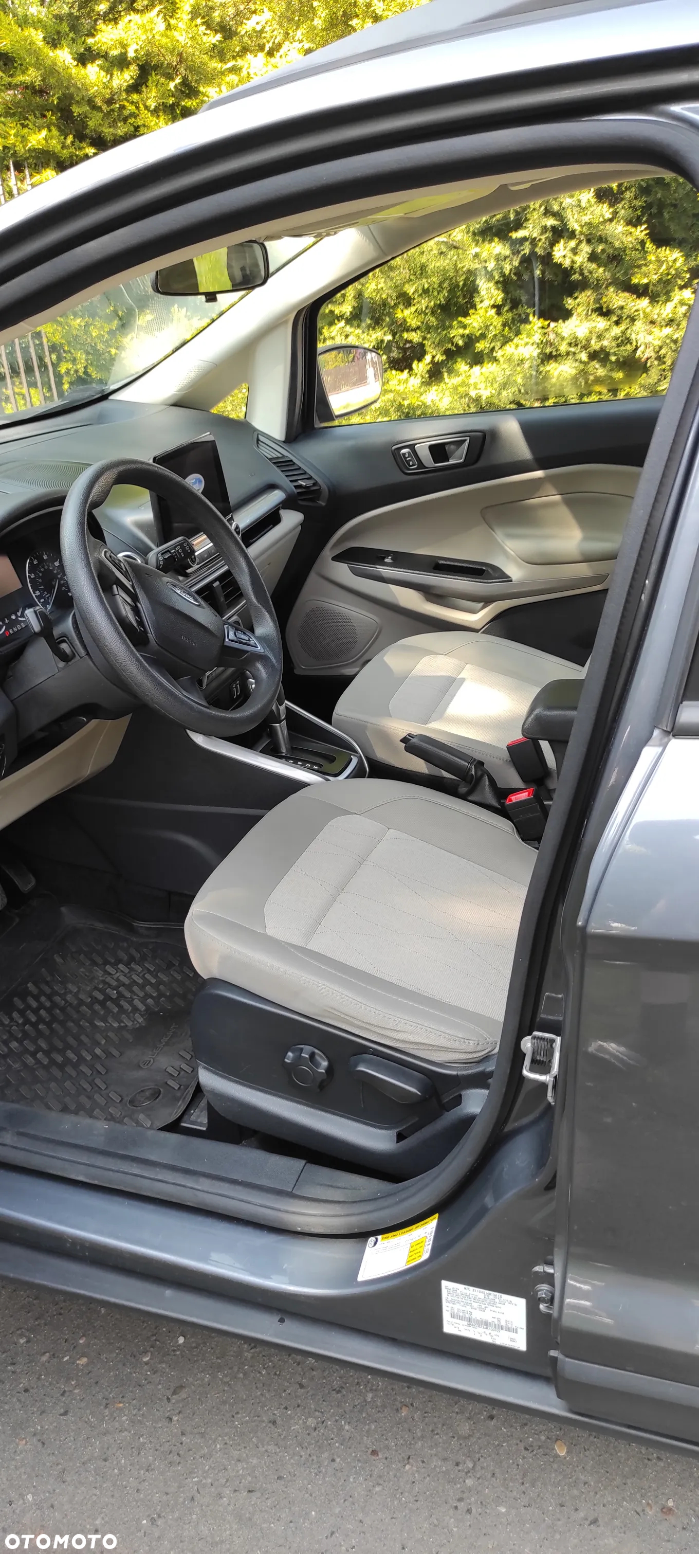 Ford EcoSport - 12