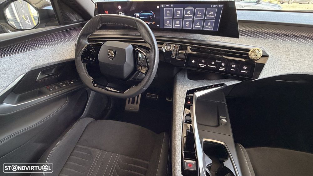 Peugeot 5008 1.2 Hybrid GT e-DCS6 - 19