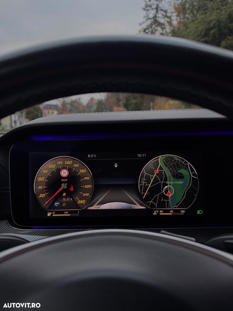 Mercedes-Benz E - 20