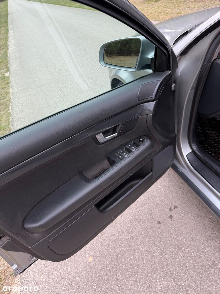 Audi A4 Limousine 2 - 15