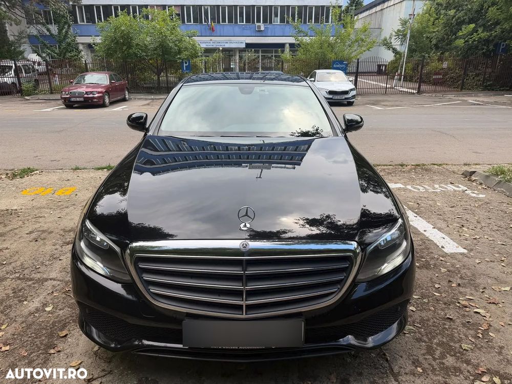 Mercedes-Benz E - 1