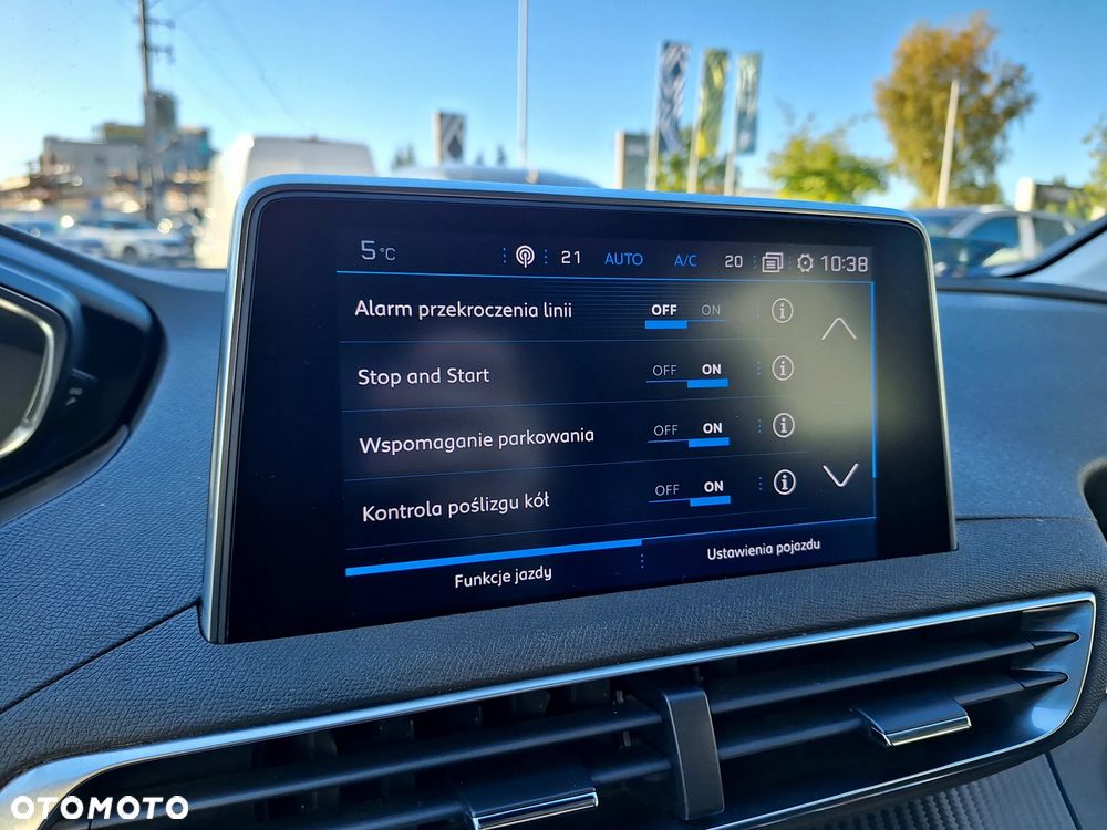 Peugeot 3008 1.2 PureTech GPF Active S&S - 17