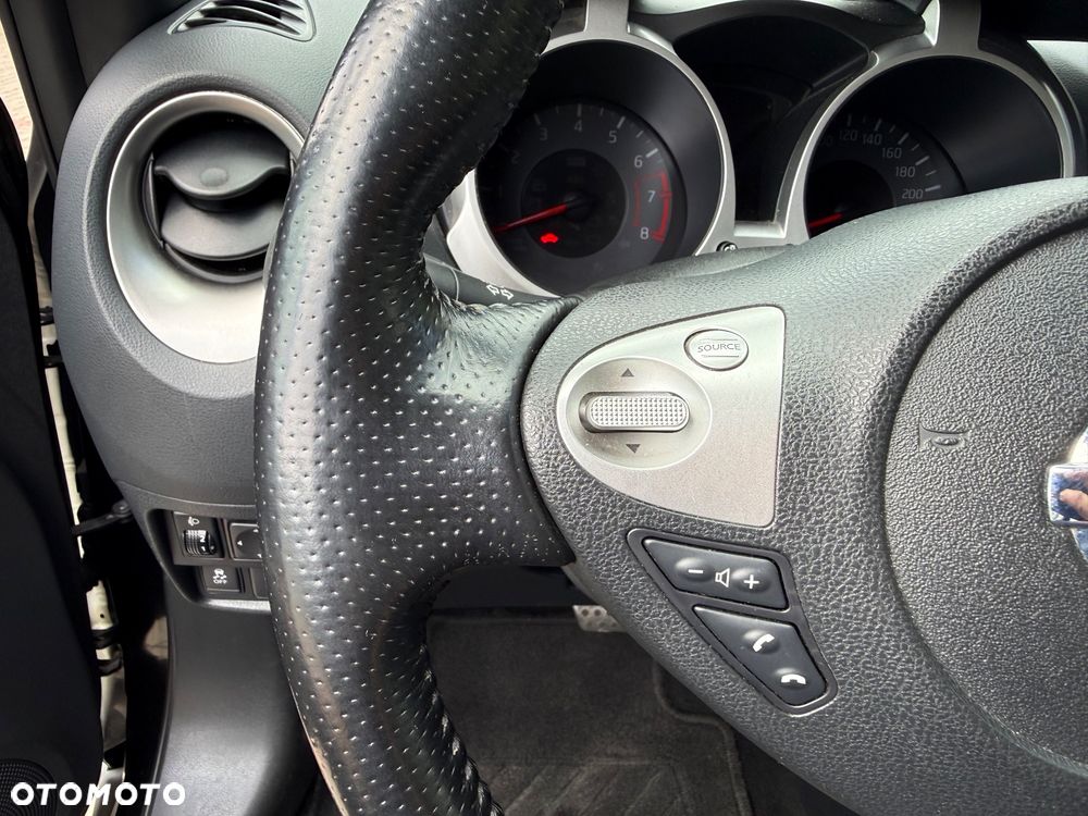 Nissan Juke 1.6 DIG-T ALL-MODE 4x4i Xtronic Acenta - 20