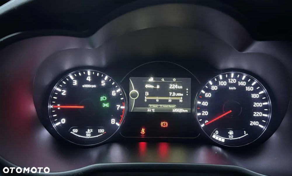 Kia Carens 1.6 GDI L - 14