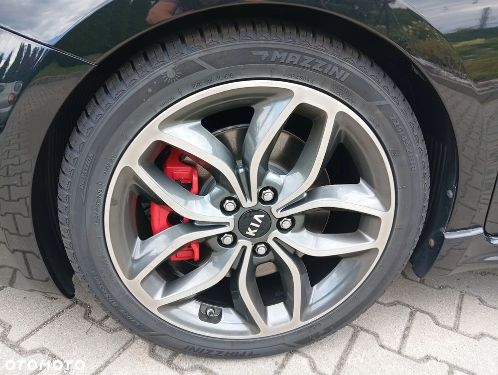 Kia Ceed 1.6 T-GDI GT-Track - 13