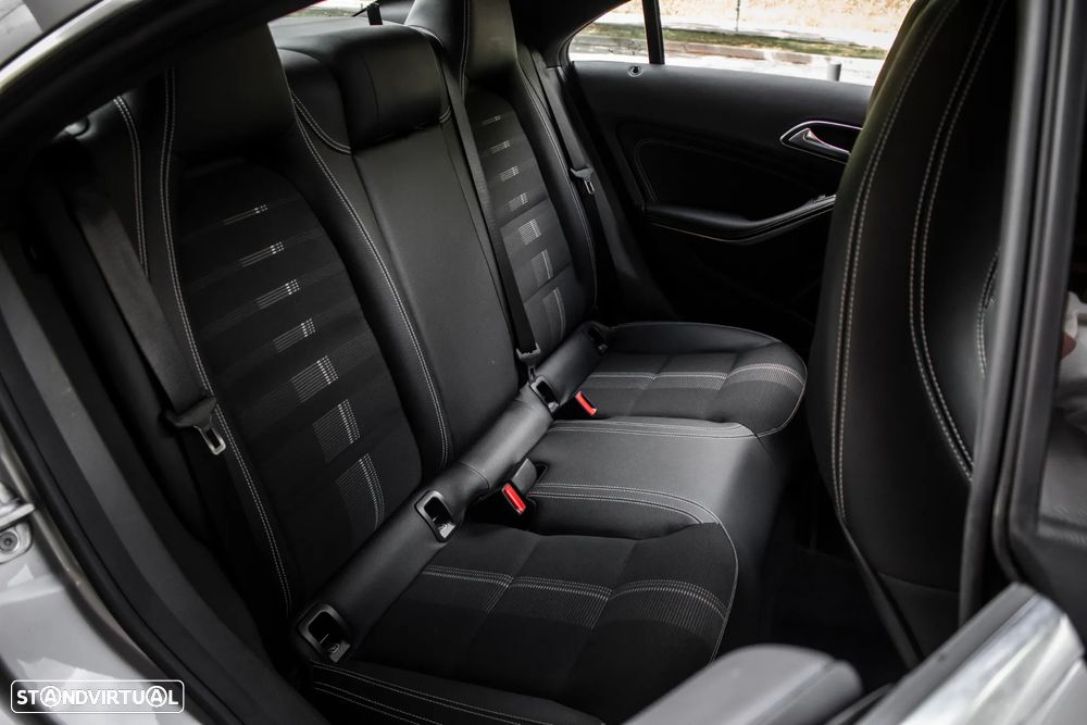 Mercedes-Benz CLA 180 d Urban Aut. - 34