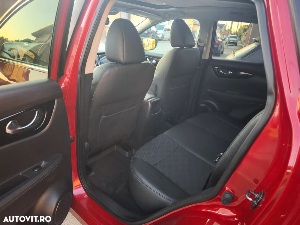 Nissan Qashqai 1.6 DCI Xtronic TEKNA+ - 7
