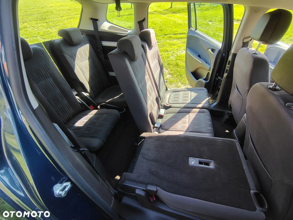 Opel Zafira - 28