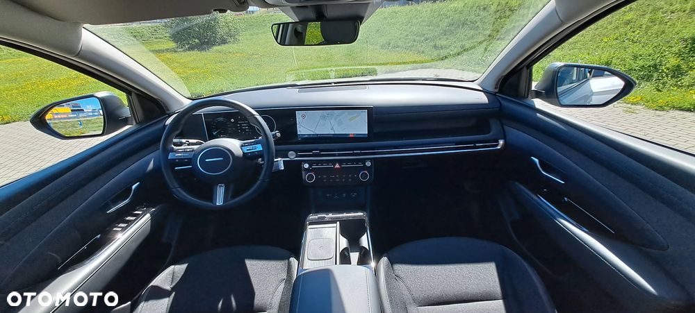 Hyundai Tucson 1.6 T-GDi HEV Executive 2WD - 33