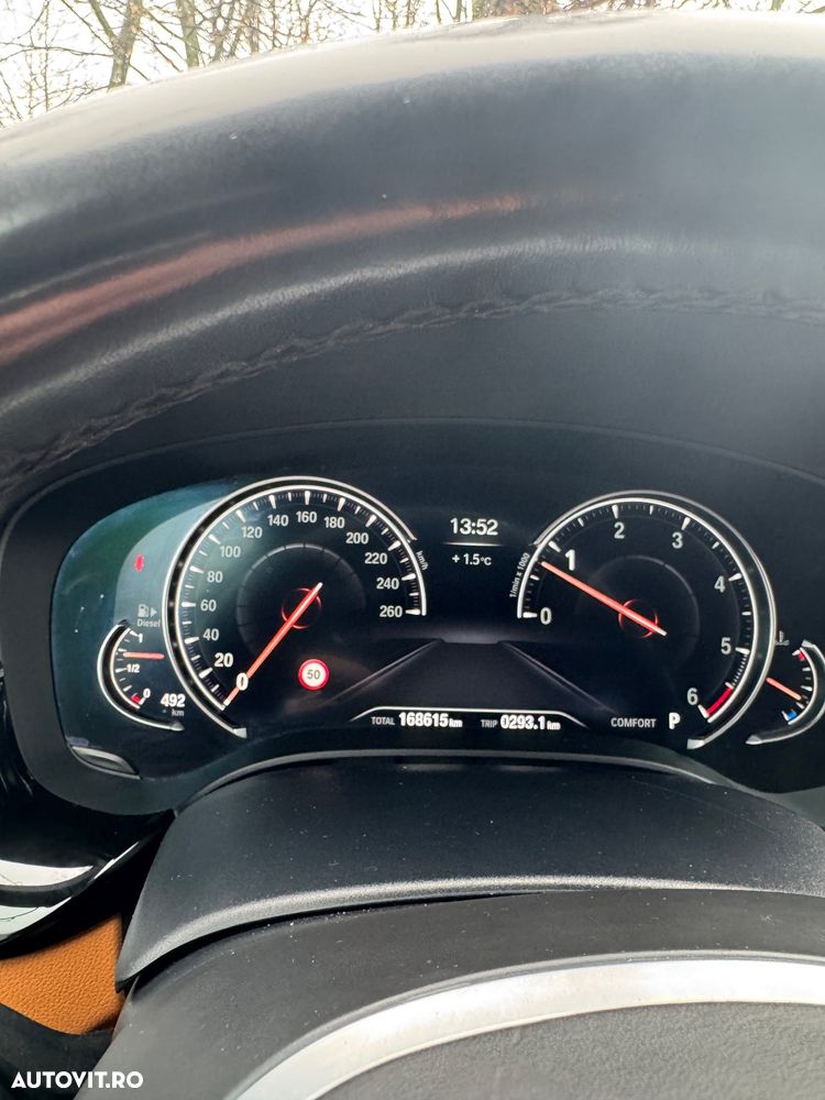 BMW Seria 5 530d xDrive AT - 7