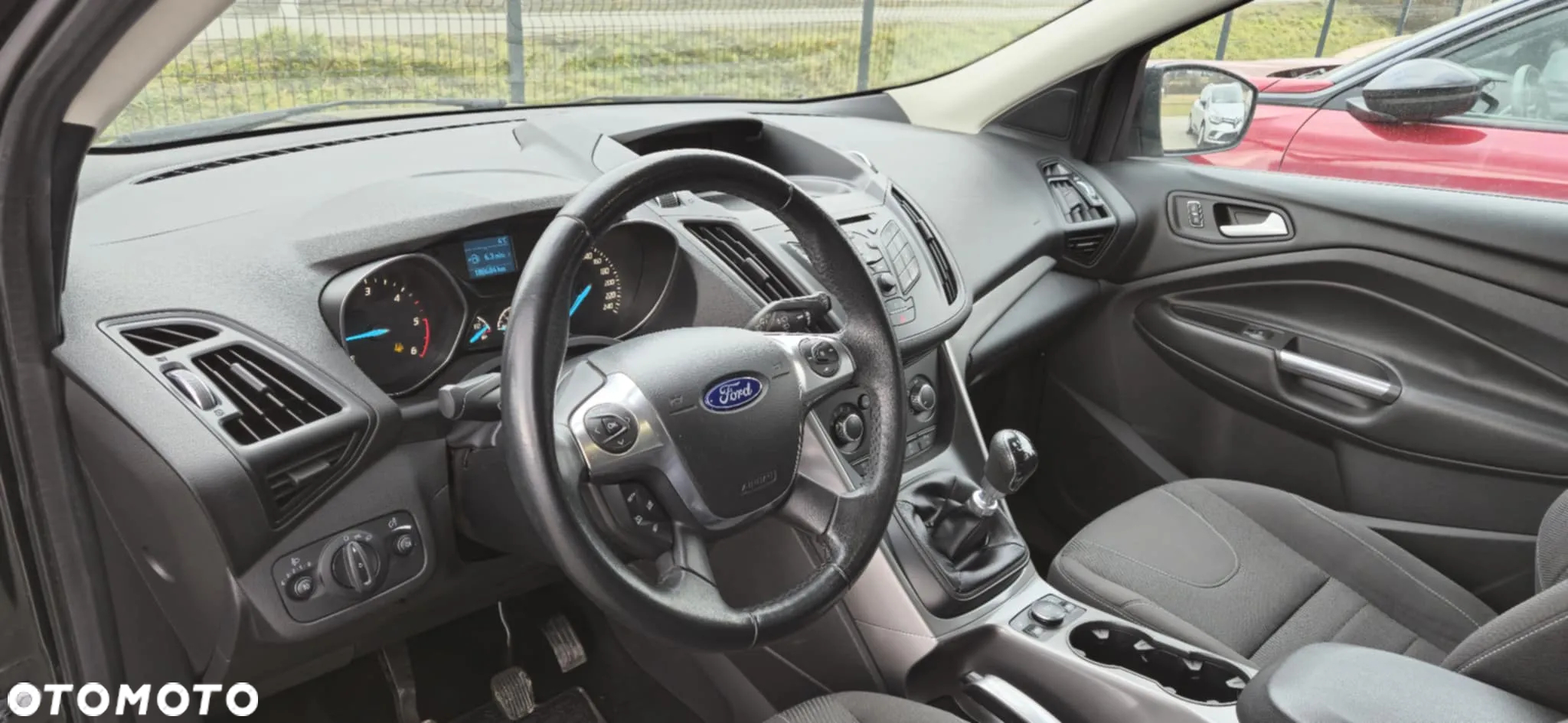 Ford Kuga 2.0 TDCi Trend - 4