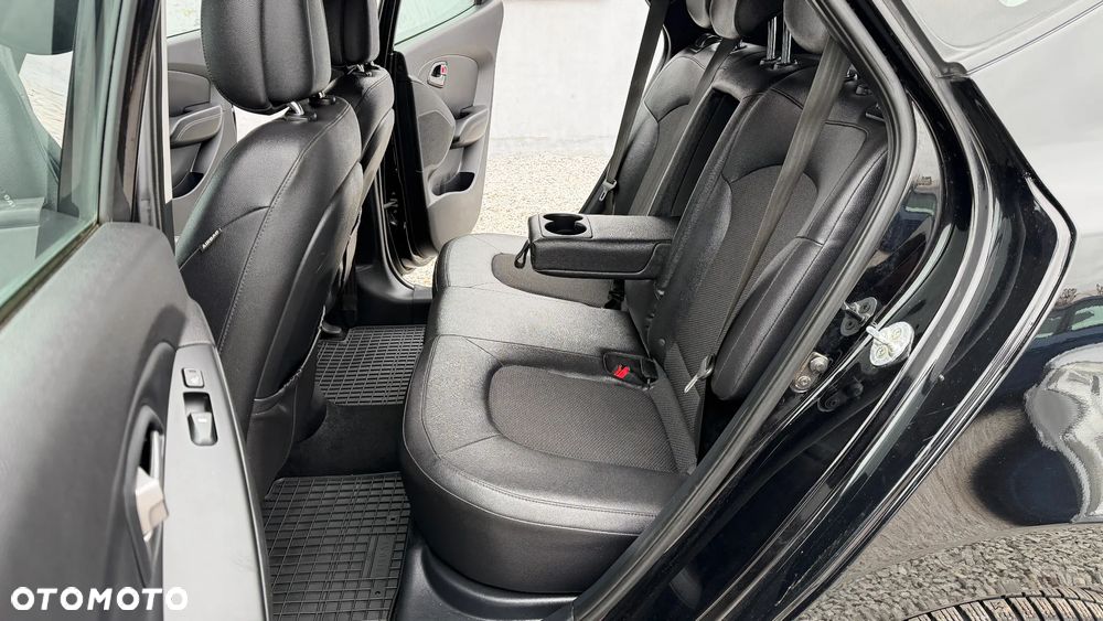 Hyundai ix35 2.0 CRDi Premium 2WD - 38