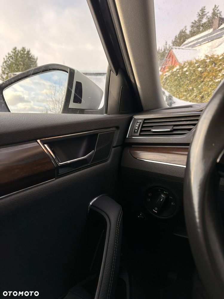 Skoda Superb 2.0 TSI 4x4 Scout DSG - 9