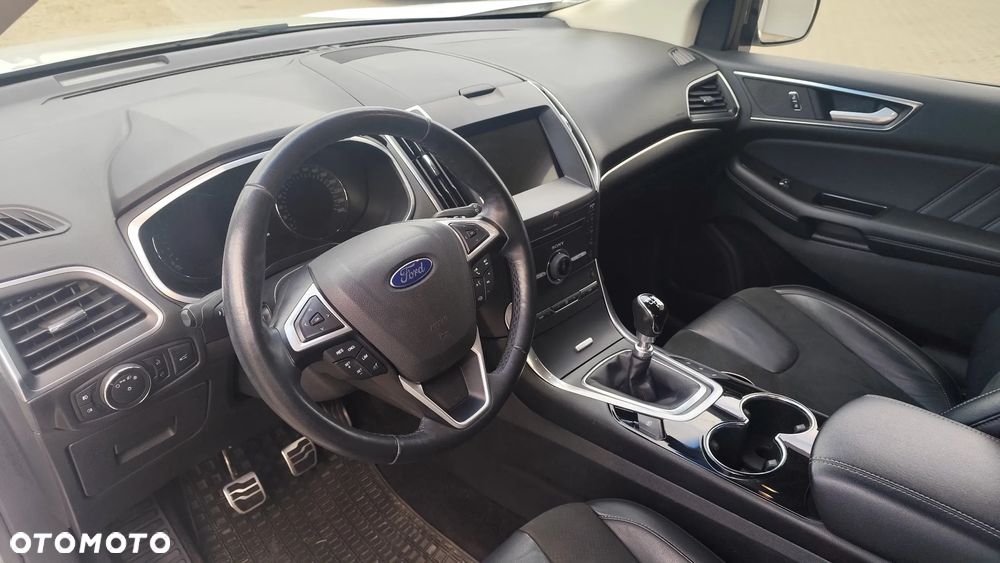 Ford Edge 2.0 TDCi 4x4 ST-LINE - 8
