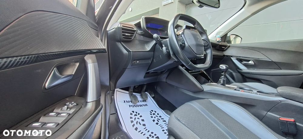 Peugeot 2008 1.5 BlueHDi Allure S&S - 20