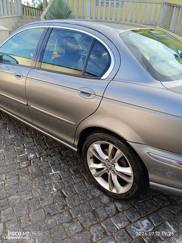 Jaguar X-Type 2.0 D Executive - 17