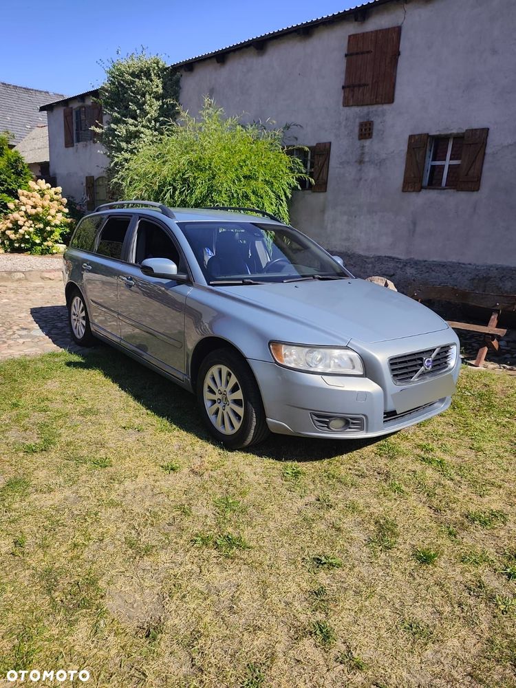 Volvo V50 - 1