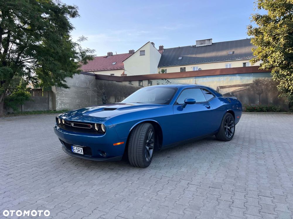 Dodge Challenger - 3