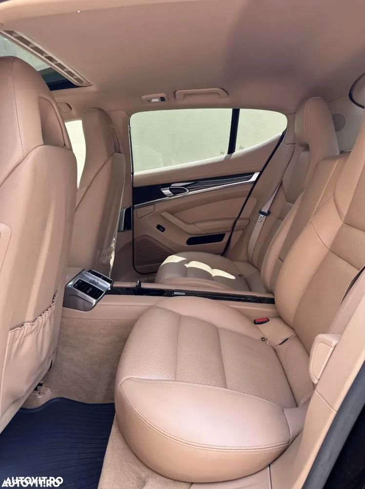 Porsche Panamera 3.0 Tiptronic S - 9
