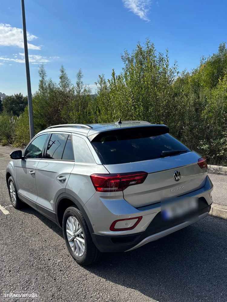 Volkswagen T-Roc 2024 photo 2