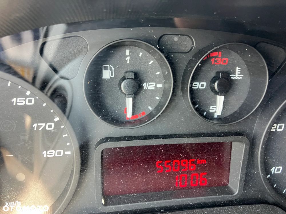 Iveco Iveco Daily 35c12 tylko 50 tys km super stan chłodnia izoterma - 7