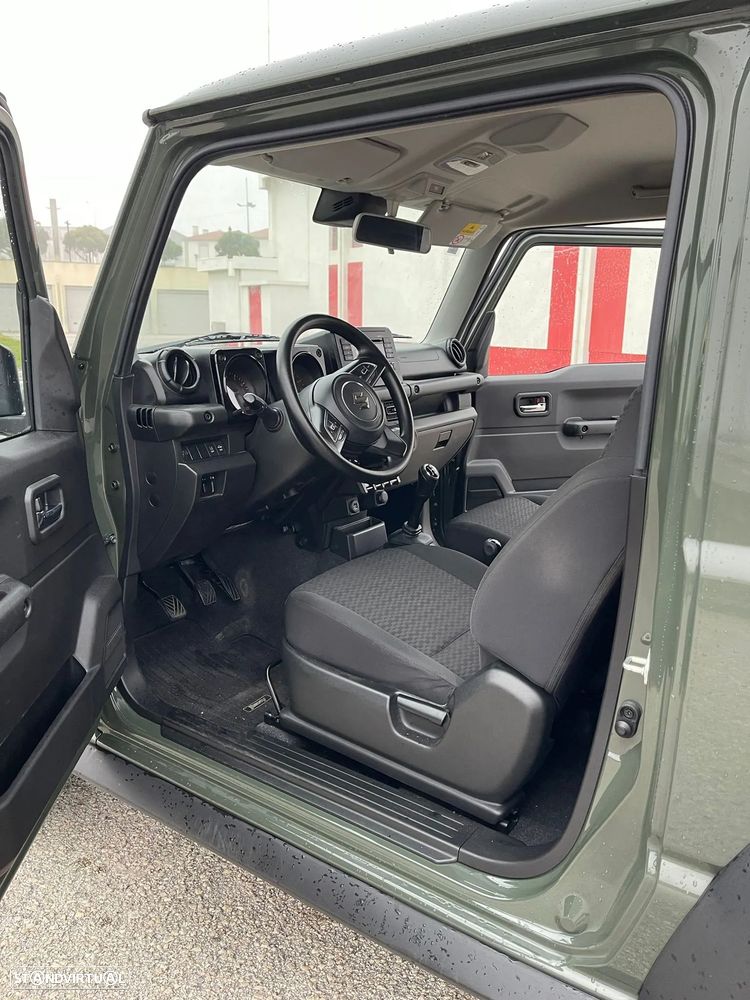 Suzuki Jimny - 8