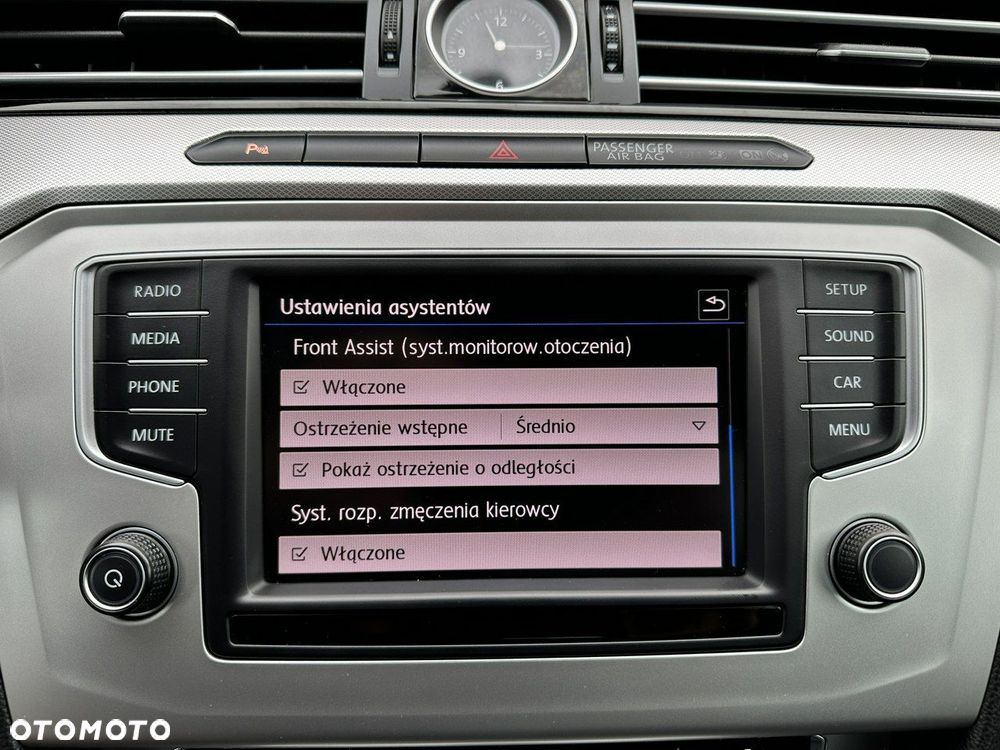 Volkswagen Passat Variant 2.0 TDI SCR Comfortline - 23