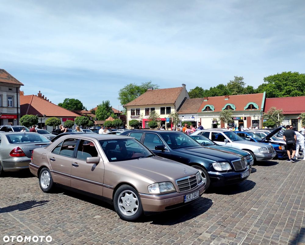 Mercedes-Benz Klasa C 220 D Elegance - 10