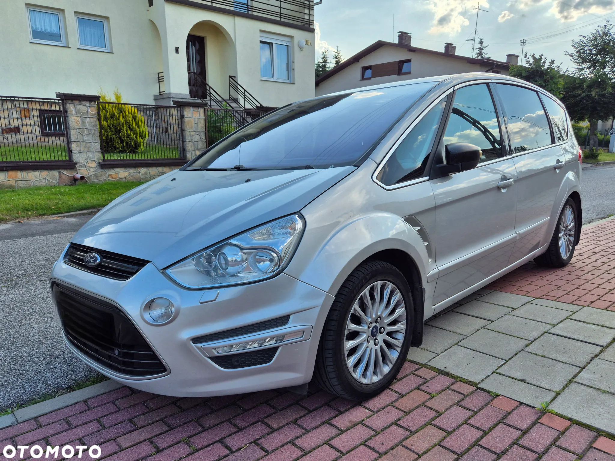 Ford S-Max - 1