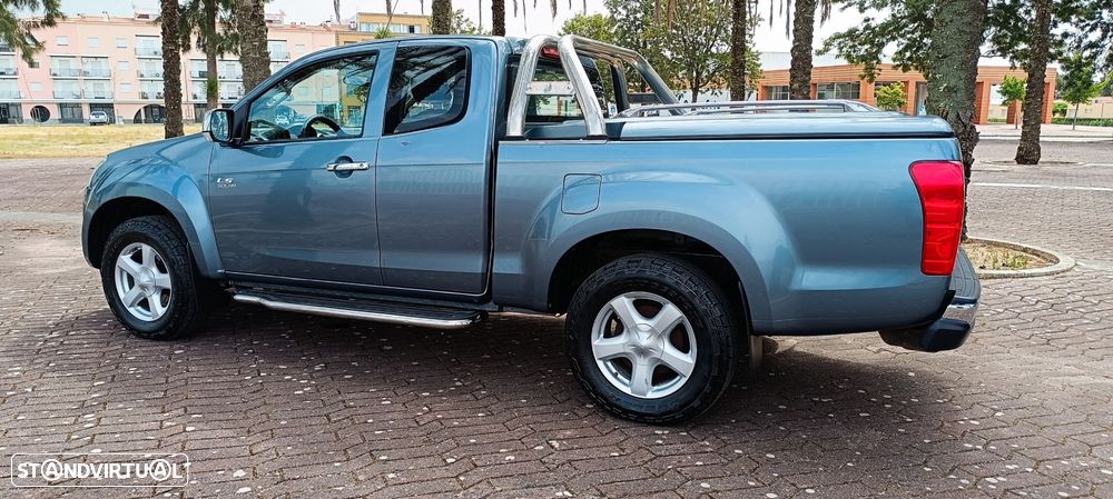 Isuzu D-Max - 9