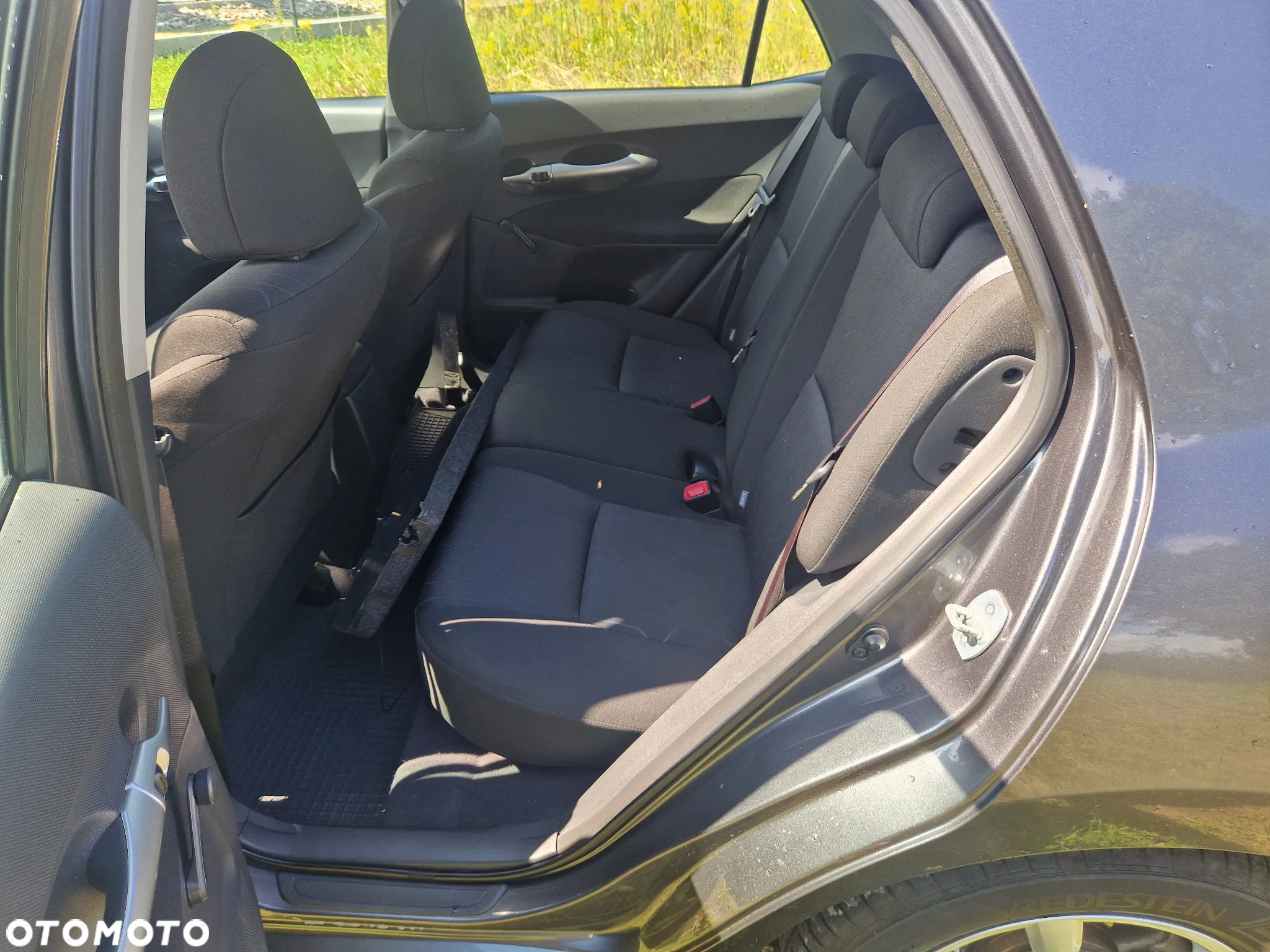 Toyota Auris 1.33 VVT-i Premium Comfort - 6