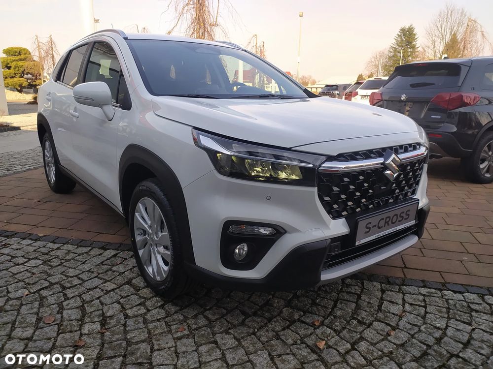 Suzuki S-Cross 1.4 BoosterJet mHEV Premium Plus SP - 13