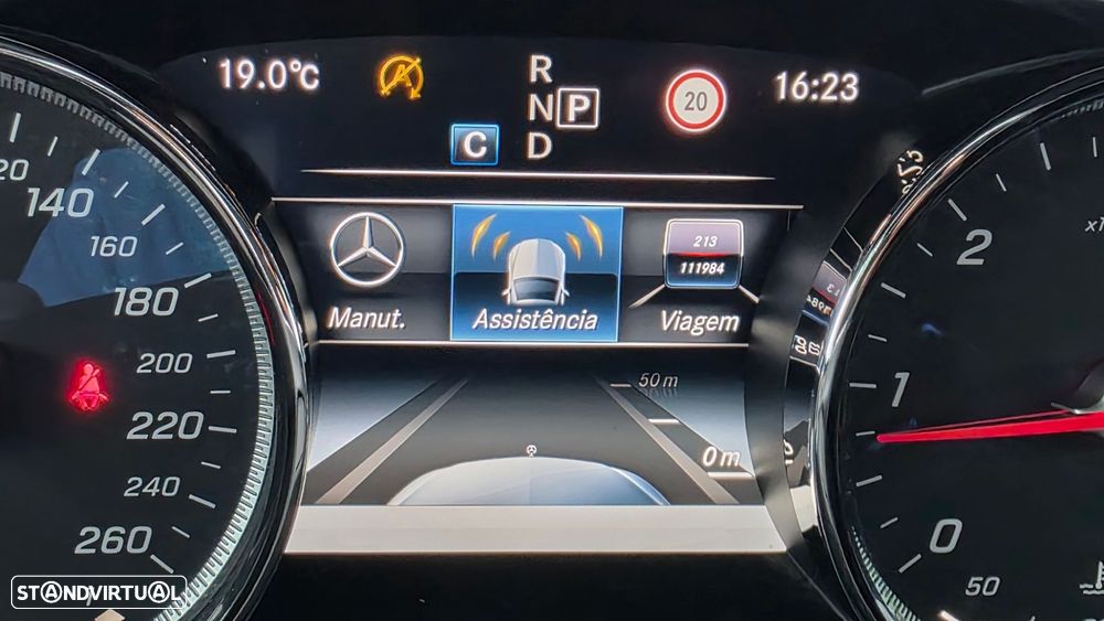 Mercedes-Benz E 220 d AMG Line - 52