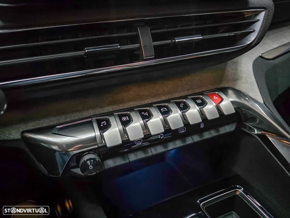 Peugeot 3008 1.2 PureTech GT Line EAT8 - 37