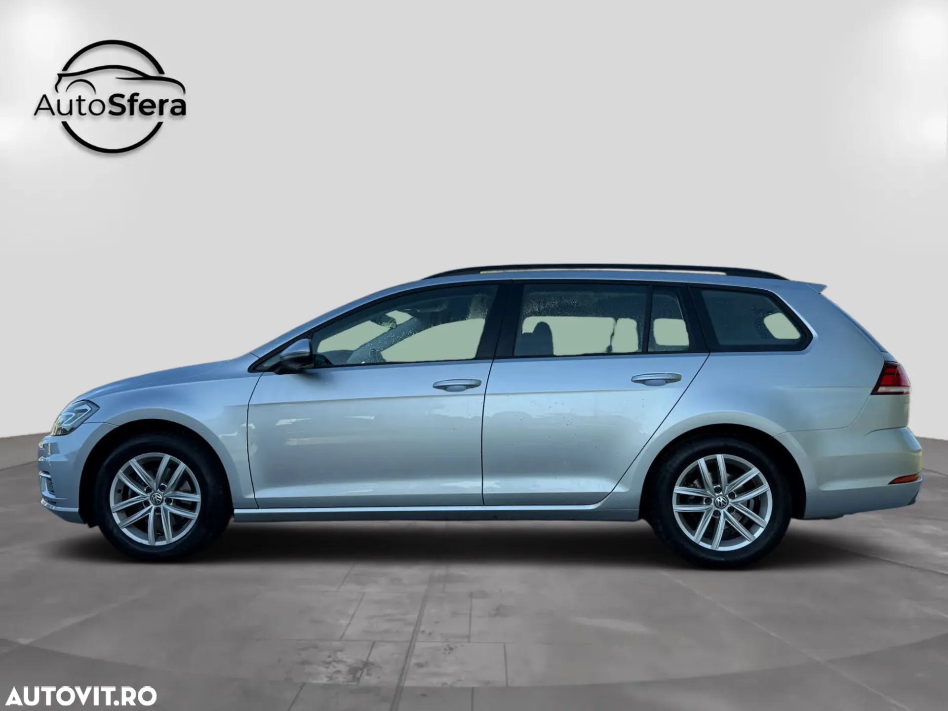 Volkswagen Golf 2.0 TDI SCR DSG Comfortline - 3
