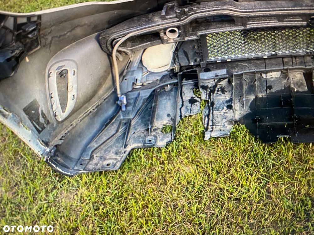 MERCEDES gla 156 kompletny zderzak plyta pod zderzak styropian 650 - 5