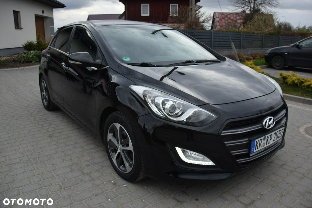 Hyundai i30 blue 1.4 Style - 8