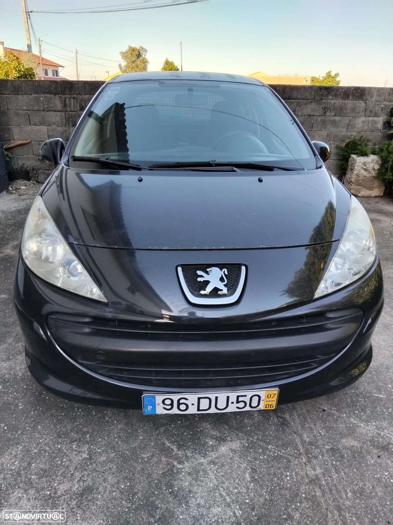 Peugeot 207 - 1