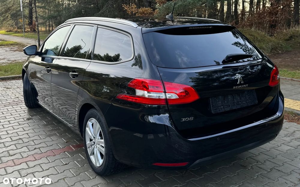 Peugeot 308 - 3