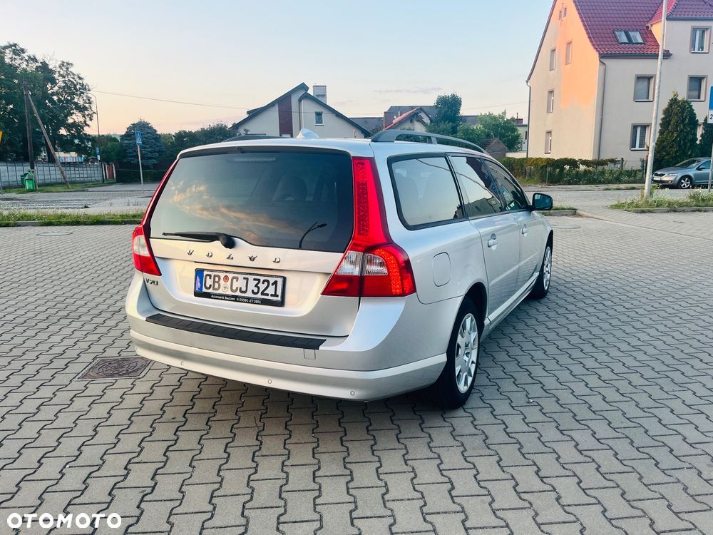 Volvo V70 2.0 - 9