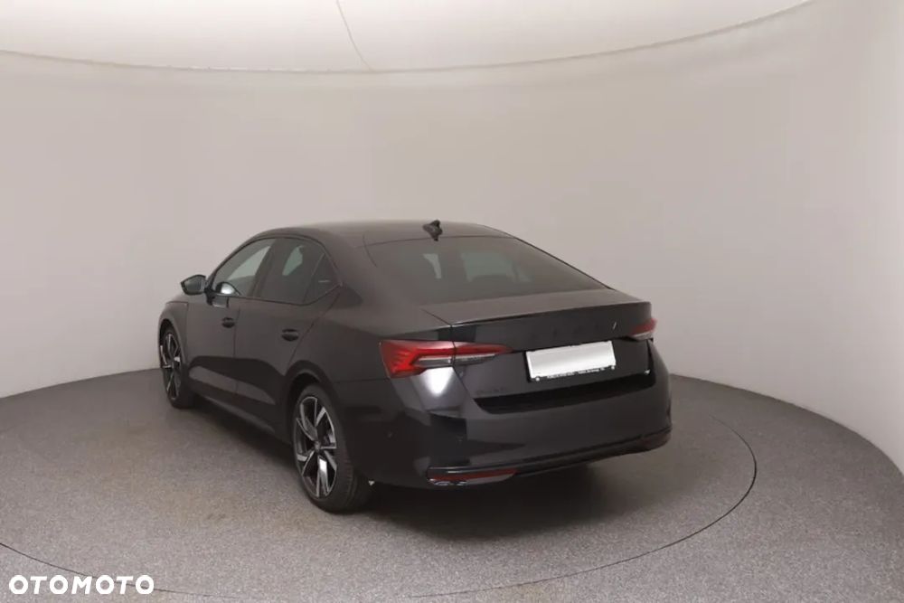 Skoda Octavia 1.5 TSI mHEV Sportline DSG - 6