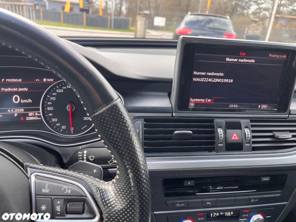 Audi A6 Avant 2.0 TDI quattro S tronic - 28