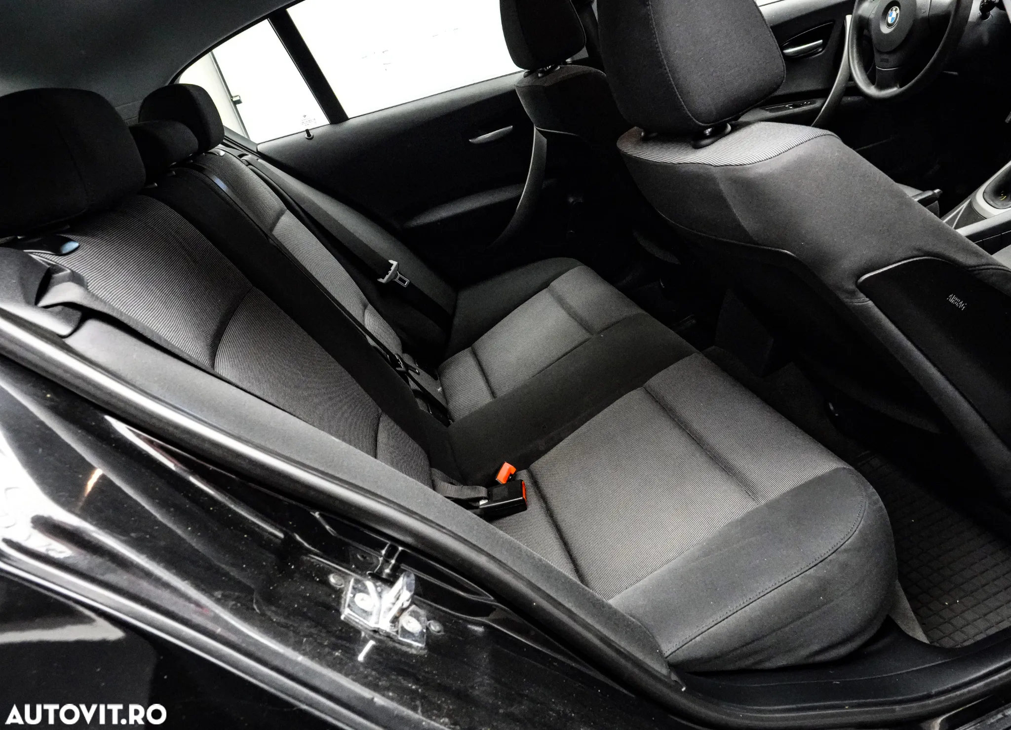 BMW Seria 1 116i - 14